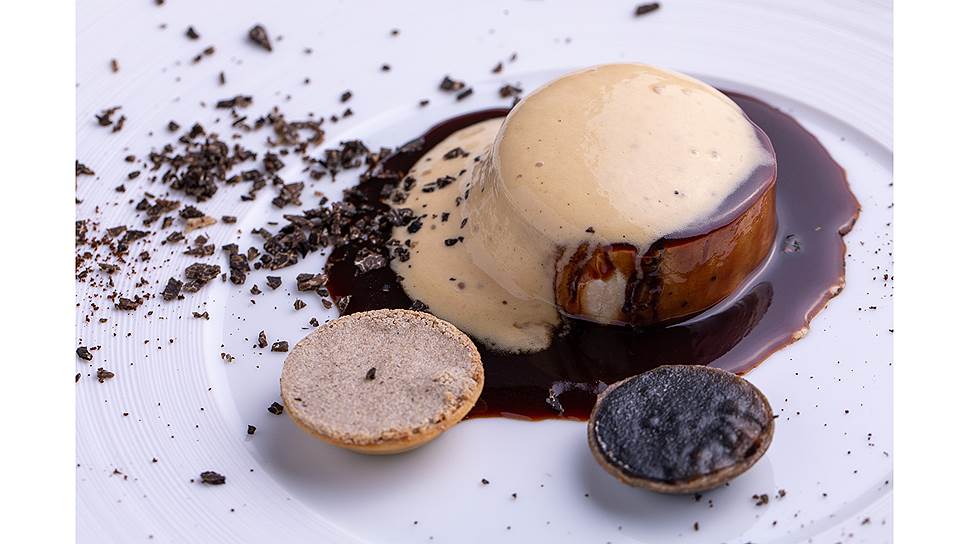 Блюдо из специального меню, которые шеф -повар Эмманюэль Рено приготовил для гостей ужина Nespresso Atelier