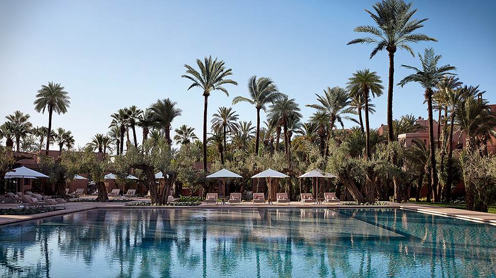 Бассейн в отеле Royal Mansour в Марракеше