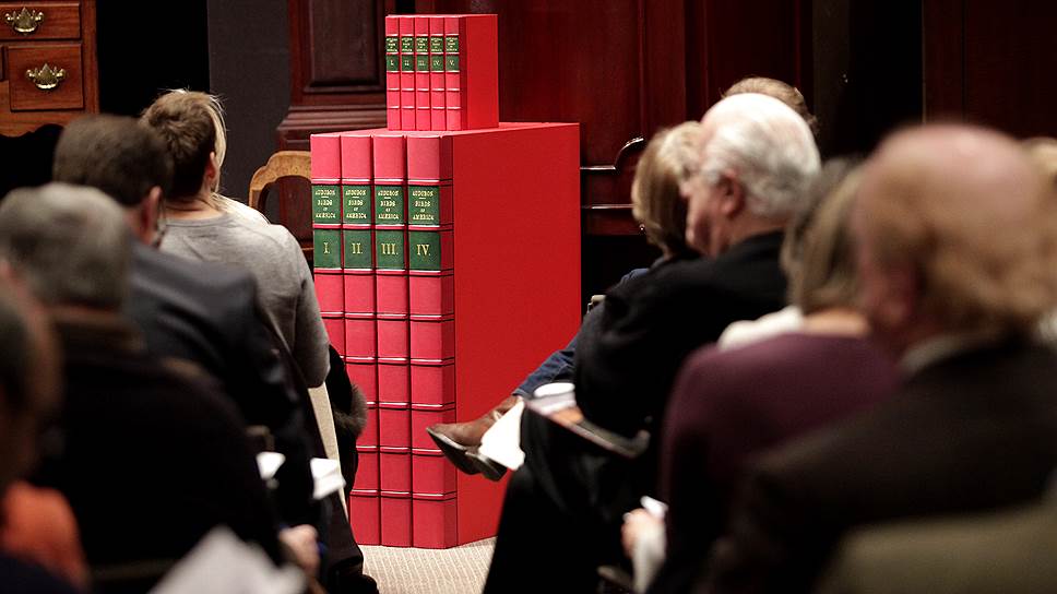 Копия книги "Птицы Америки" на аукционе Christie's 