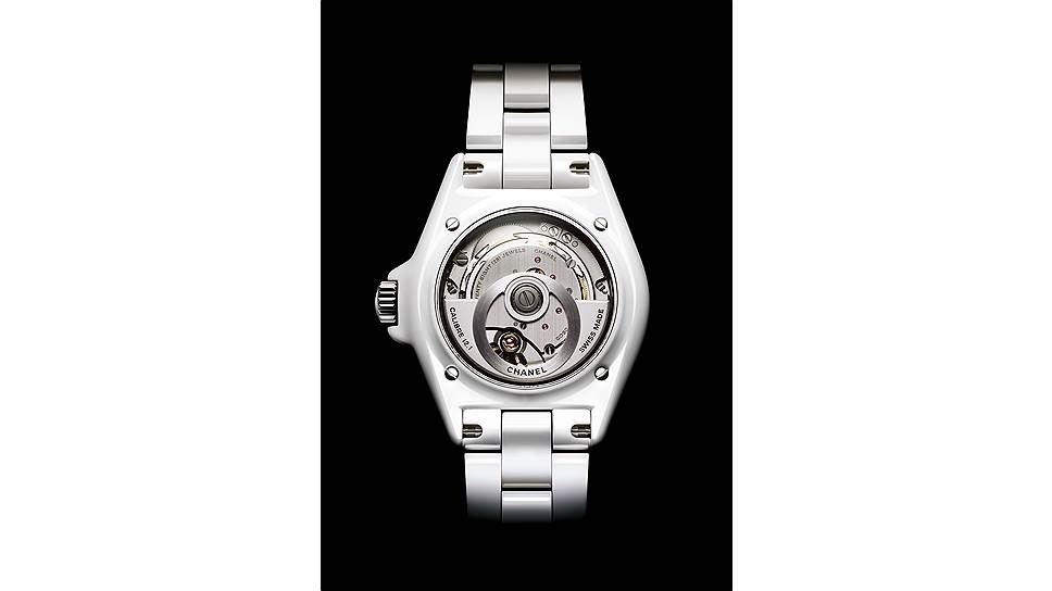 Обратная сторона часов J12