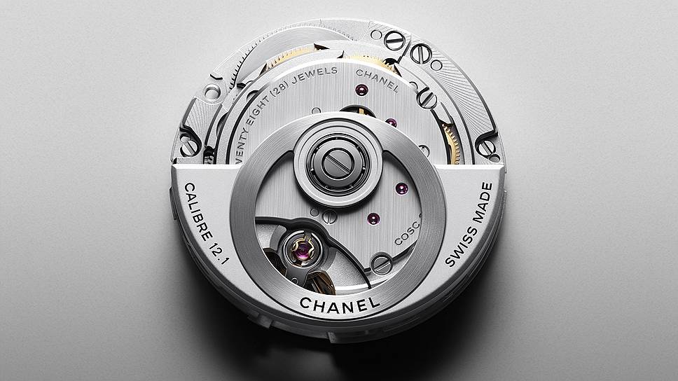 Мануфактурный механизм J12 с круглым ротором