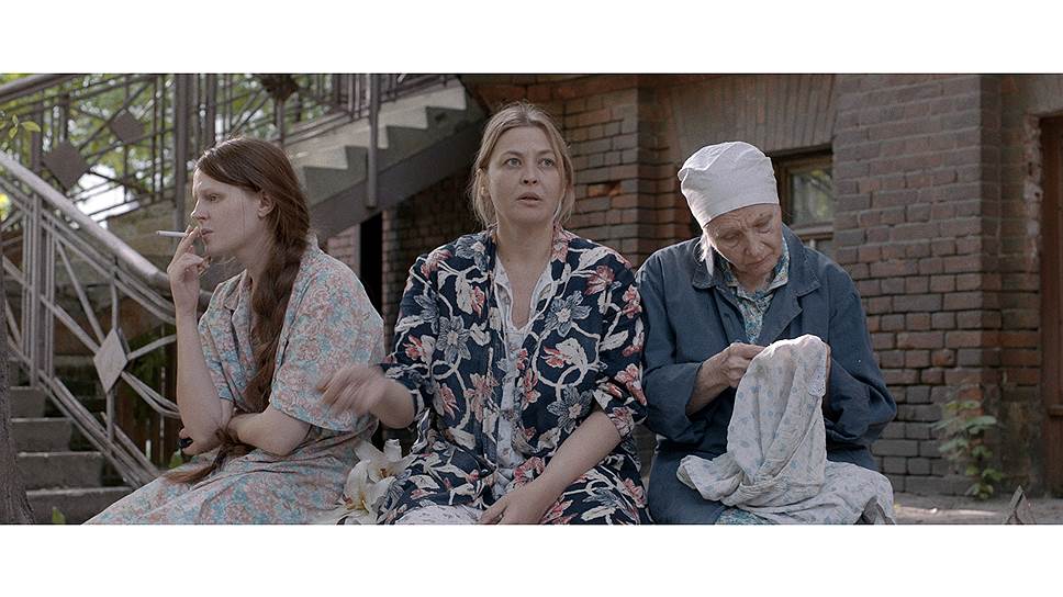 Кадр из фильма «Роддом» 