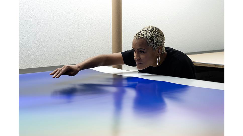 Фотохудожница Намса Леуба за работой