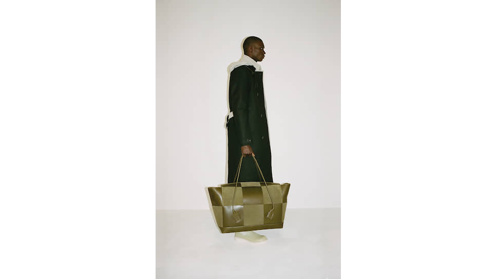 Показ мужской коллекции Bottega Veneta Осень/Зима 2019/2