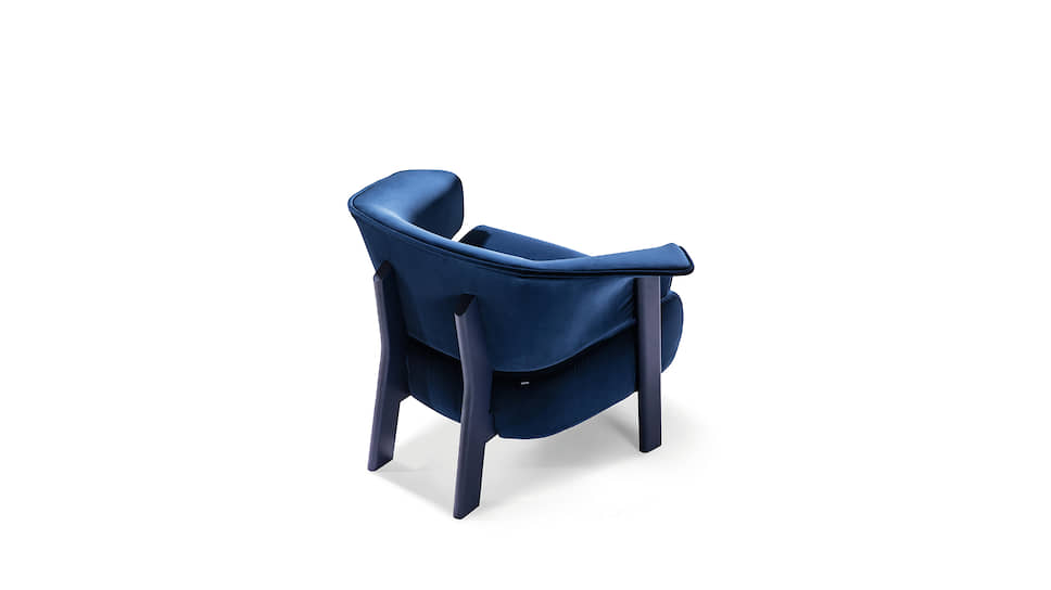 Кресло Back-Wing, дизайн Патрисии Уркиолы, Cassina