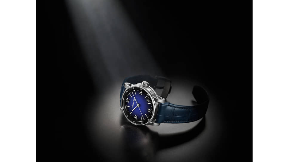 Сode 11.59 by Audemars Piguet Bolshoi Limited Edition, 41 мм, белое и розовое золото, эмаль, механизм с автоматическим подзаводом, запас хода 70 часов 