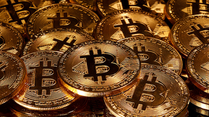 Биткойн пережил халвинг