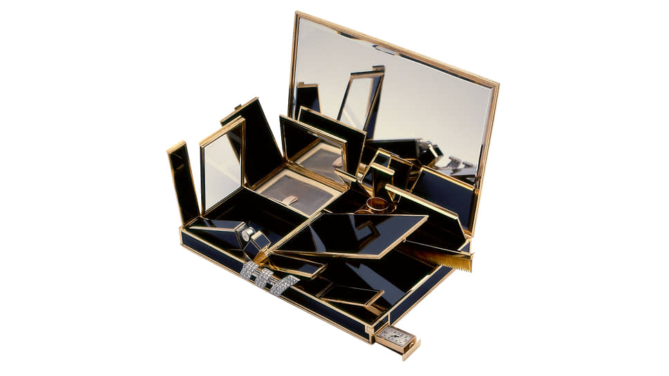 Минодьер Curl Minaudiere, платина, желтое золото, черный лак, бриллианты, 1935 год 