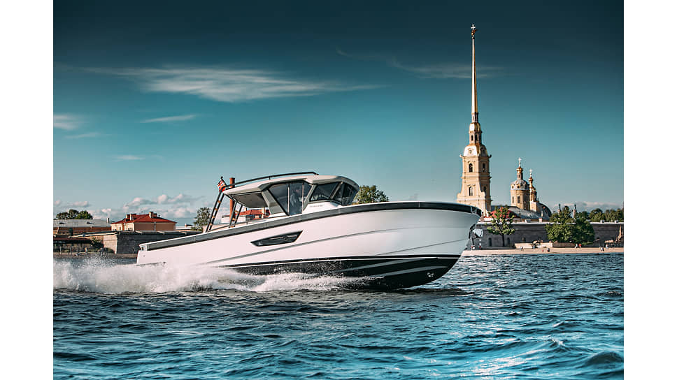 Яхта Bluegame BG42 впервые в России 