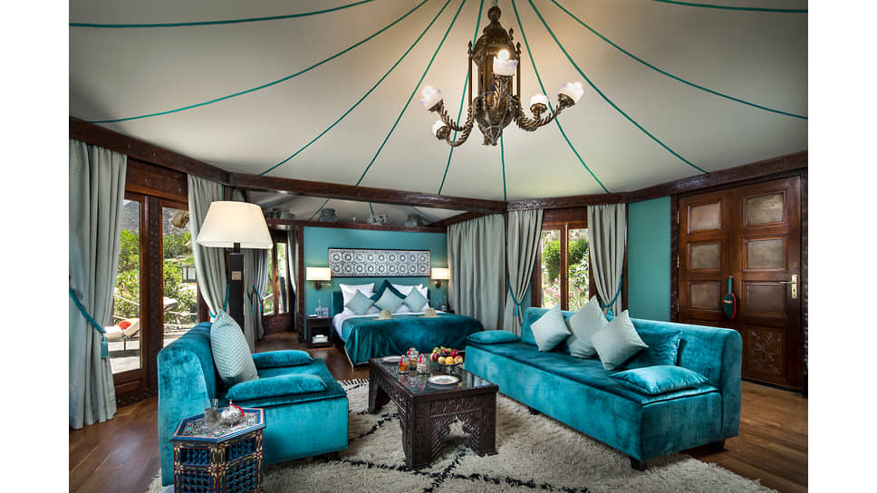 В номере отеля Kasbah Tamadot 