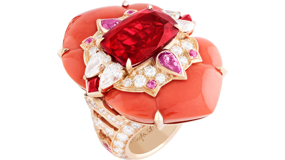 Кольцо Van Cleef & Arpels Nuit Secrete, розовое и белое золото, рубеллит, розовые сапфиры, бриллианты