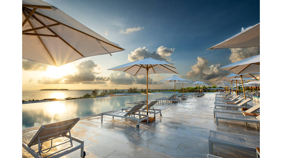 На территории Emerald Zanzibar Resort & Spa