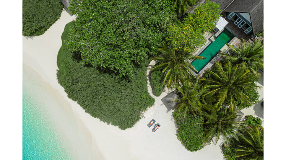 Курорт Four Seasons Resort Maldives at Landaa Giraavaru 