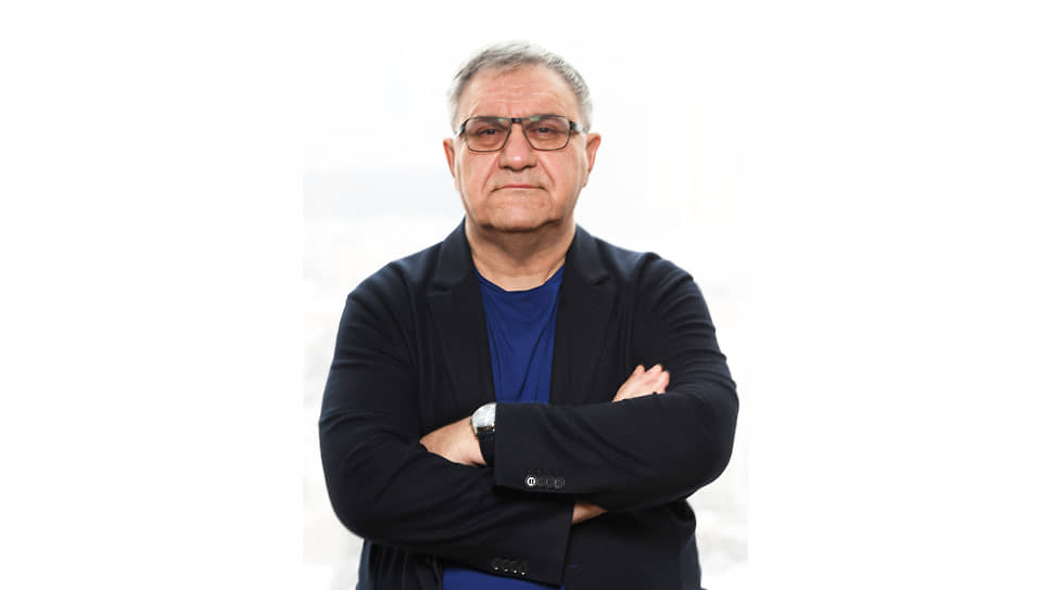 Александр Акопов 
