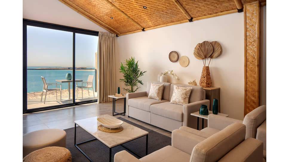 Интерьеры отеля Anantara World Islands 