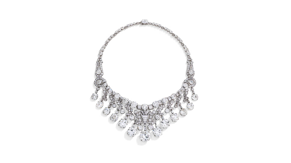 Колье Cartier из платины с бриллиантами, 1935 год. Продано на аукционе Christie’s Magnificent Jewels за $5,02 млн при эстимейте $1–1,47 млн 