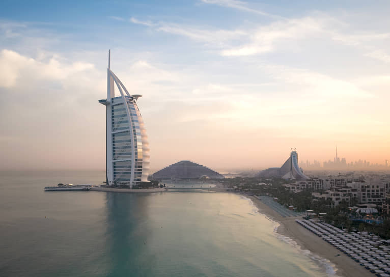 Вид на отель Jumeirah Marsa Al Arab