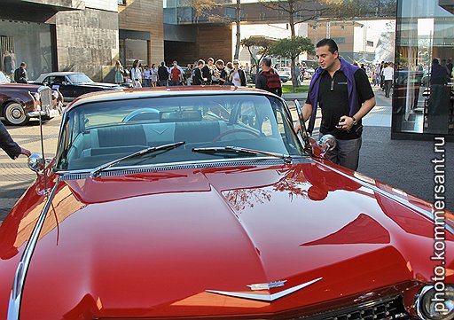 Предприниматель Ян Абрамов на финише L.U.C. Chopard Classic Rally 