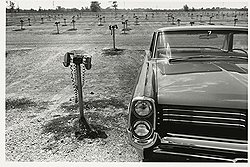 "Детройт (Pontiac Bonneville)". Из серии "New Cars 1964", 1963 год
