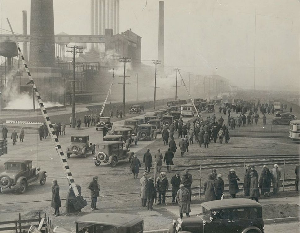 "Бойня на заводе Форда", 1932 год. Начало стачки в Детройте, 8 марта 1932 года 