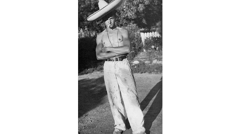 Eugene Von Bruenchenhein