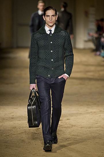 Женская коллекция Corneliani «Осень Зима 2014/15»