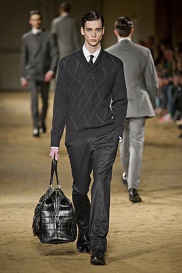 Женская коллекция Corneliani «Осень Зима 2014/15»