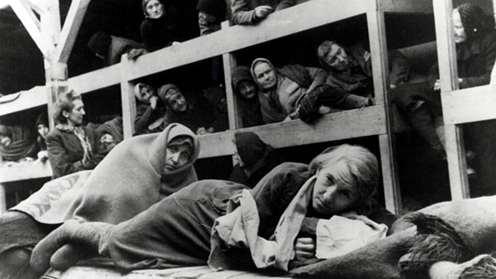 Женщины, выжившие в бараках Биркенау. Февраль 1945 года 