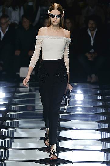 Женская коллекця Balenciaga «весна-лето 2015»