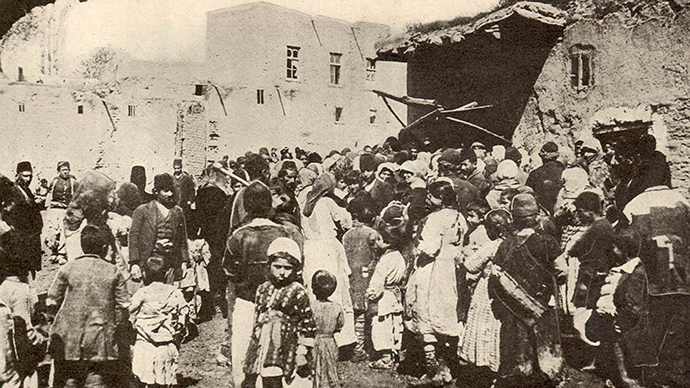 Армяне Вана в дни осады, 1915 год 
