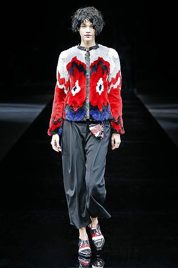 Женская коллекця Emporio Armani «осень-зима 2015/2016»