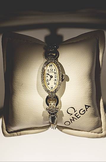 Omega Her Time