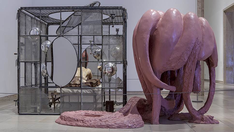 Луиз Буржуа. "Внутри и снаружи", 1995 год