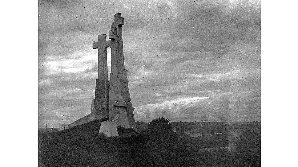 «Три креста», 1930-е годы 