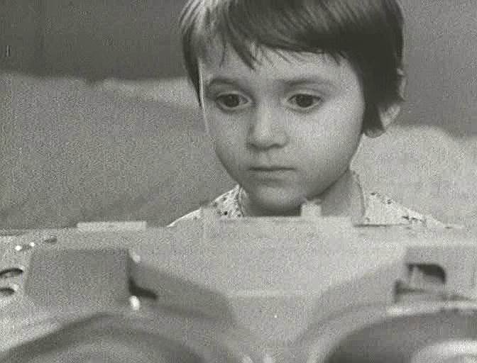 Девочка и вещи. Никита Михалков, 1967