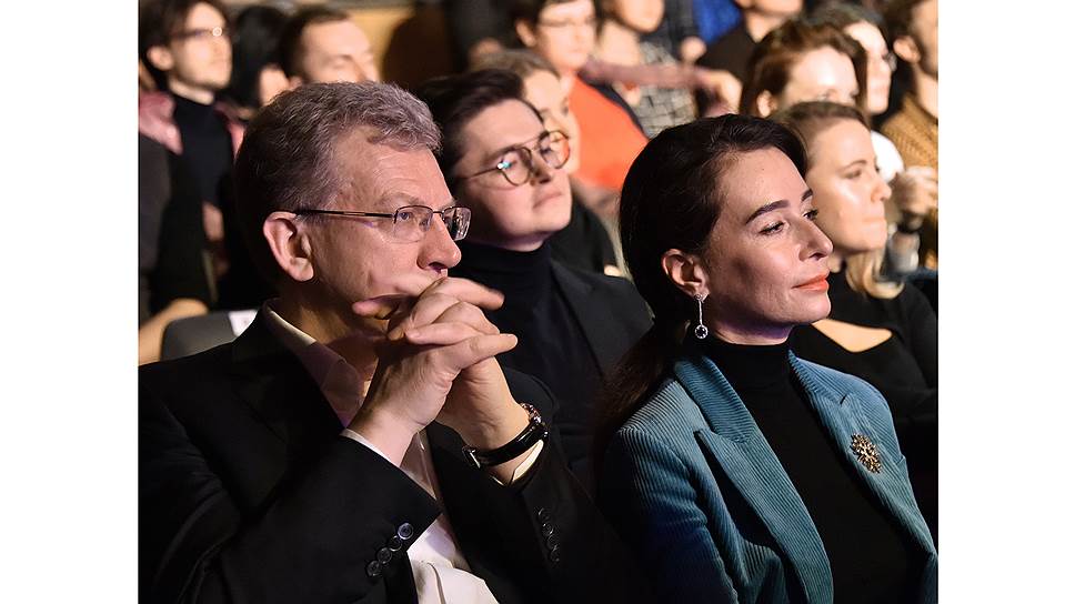 Глава Счетной палаты Алексей Кудрин и его жена сооснователь клуба «418» Ирина Кудрина на концерте, посвященном шестилетию театра «Гоголь-центр»