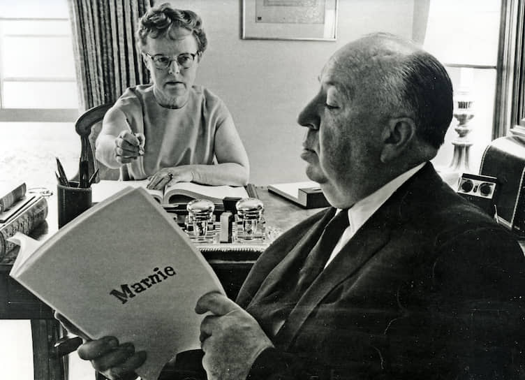 С Альмой Ревиль во время съемок «Марни», 1964 