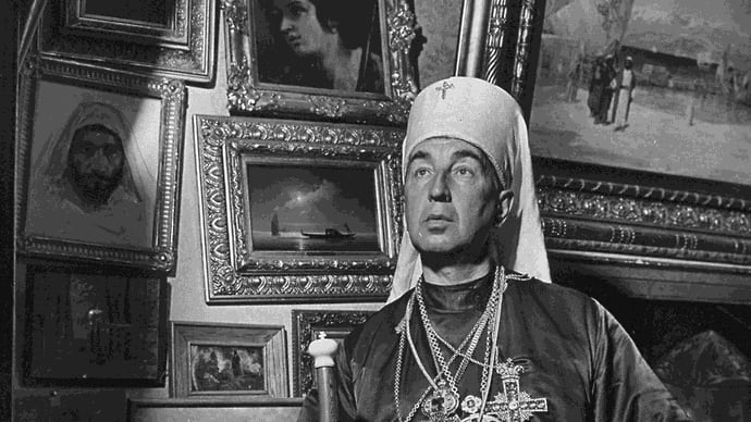 Обновленцы: красная церковь
