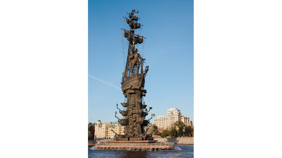 Зураб Церетели. Памятник Петру I, 1997 