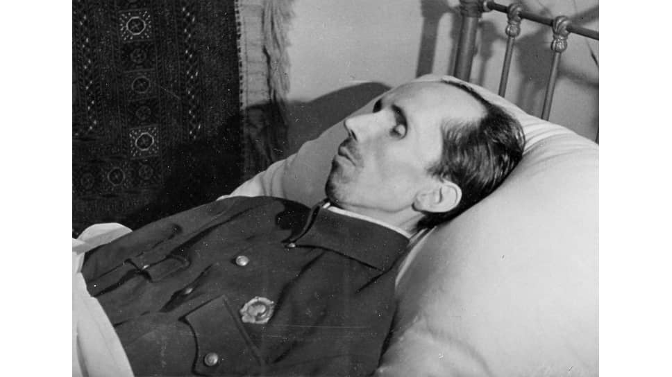 Посмертная фотография Николая Островского, 22 декабря 1936