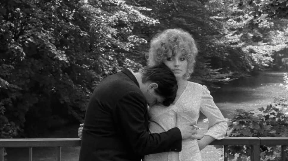 Райнер Вернер Фассбиндер и Ханна Шигулла в фильме «Катцельмахер», 1969