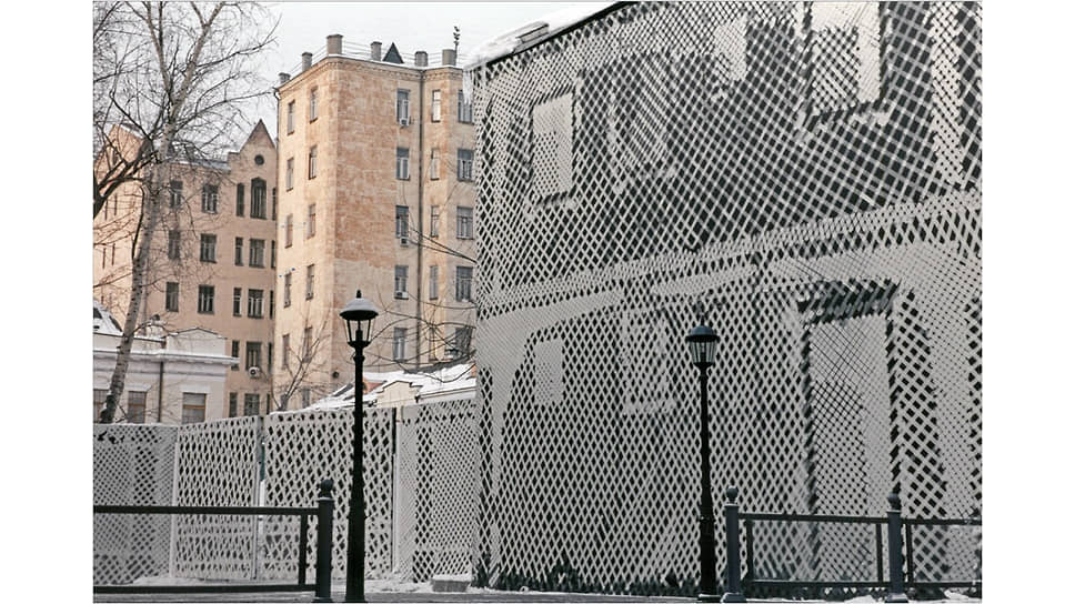 «Белый квартал» (ГМИИ имени Пушкина), 2005–2006. Выставка «Александр Константинов. От линии до архитектуры» в ГТГ