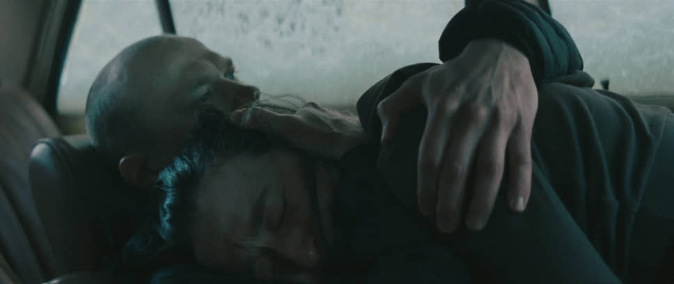 Кадр из фильма «Анора», режиссер Шон Бейкер, 2024