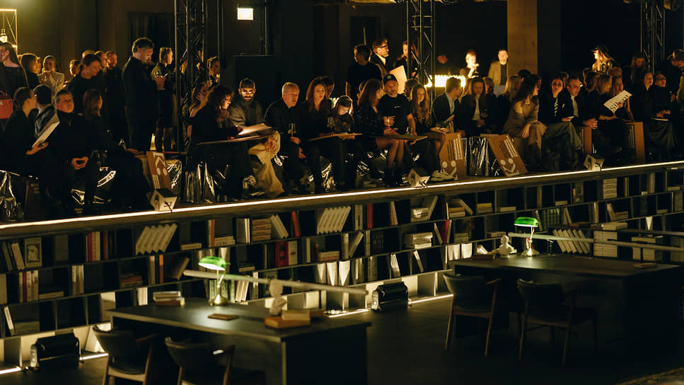 Перформанс «Silent Opera: В поисках протагониста» в пространстве Bibliotheca 
