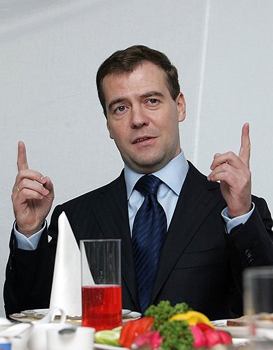 Президент России Дмитрий Медведев. Иваново, 2008 год 