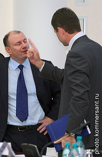 Президент компании «Интеррос» Владимир Потанин (слева) и губернатор Краснодарского края Александр Ткачев. Сочи, 2008 год 