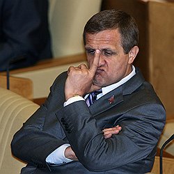 Депутат Николай Коломейцев вскрыл классовую, антинародную сущность поправок, смягчающих ответственность за экономические преступления 