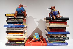 «Баллада о Пиноккио» (2005) отсылает к персонажу сказки Карло Коллоди