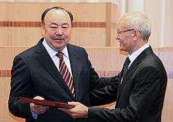 Башкирскую операцию «Преемник» Кремль провел практически без участия Муртазы Рахимова (слева)