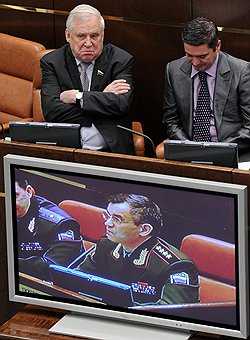 Умело оперируя статистикой, рашид Нургалиев сделал российскую милицию одной из лучших в Европе 
